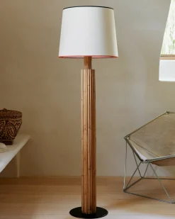 Lampadaires><noscript><img width=