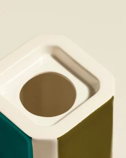 Vases><noscript><img width=